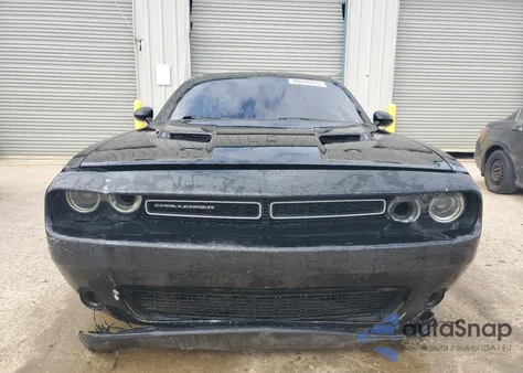 2016 Dodge Challenger Sxt z USA, uszkodzony, nr VIN 2C3CDZAG2GH100743